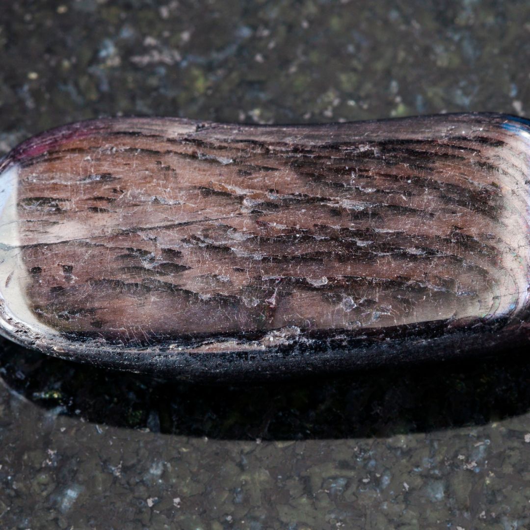 Hypersthene Gemstone: A Comprehensive Guide to Its Properties, Meanings, and Unique Value