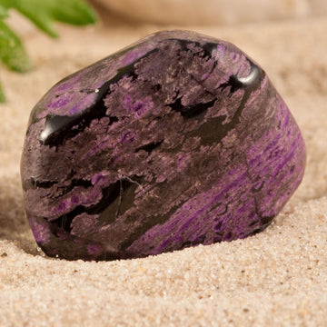 Sugilite Benefits: Unlocking the Power of Sugilite's Meaning, Healing Properties, and Uses
