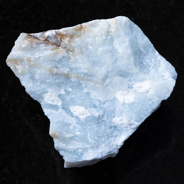 Angelite Meaning: Healing Properties & Everyday Uses