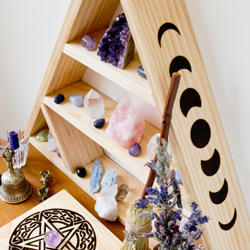 Crystal Display Ideas: Stylish Ways to Showcase Small Crystals at Home