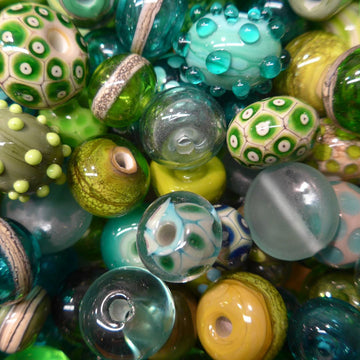 Discover Glass Bead Types: From Lampwork to Crystal Beads