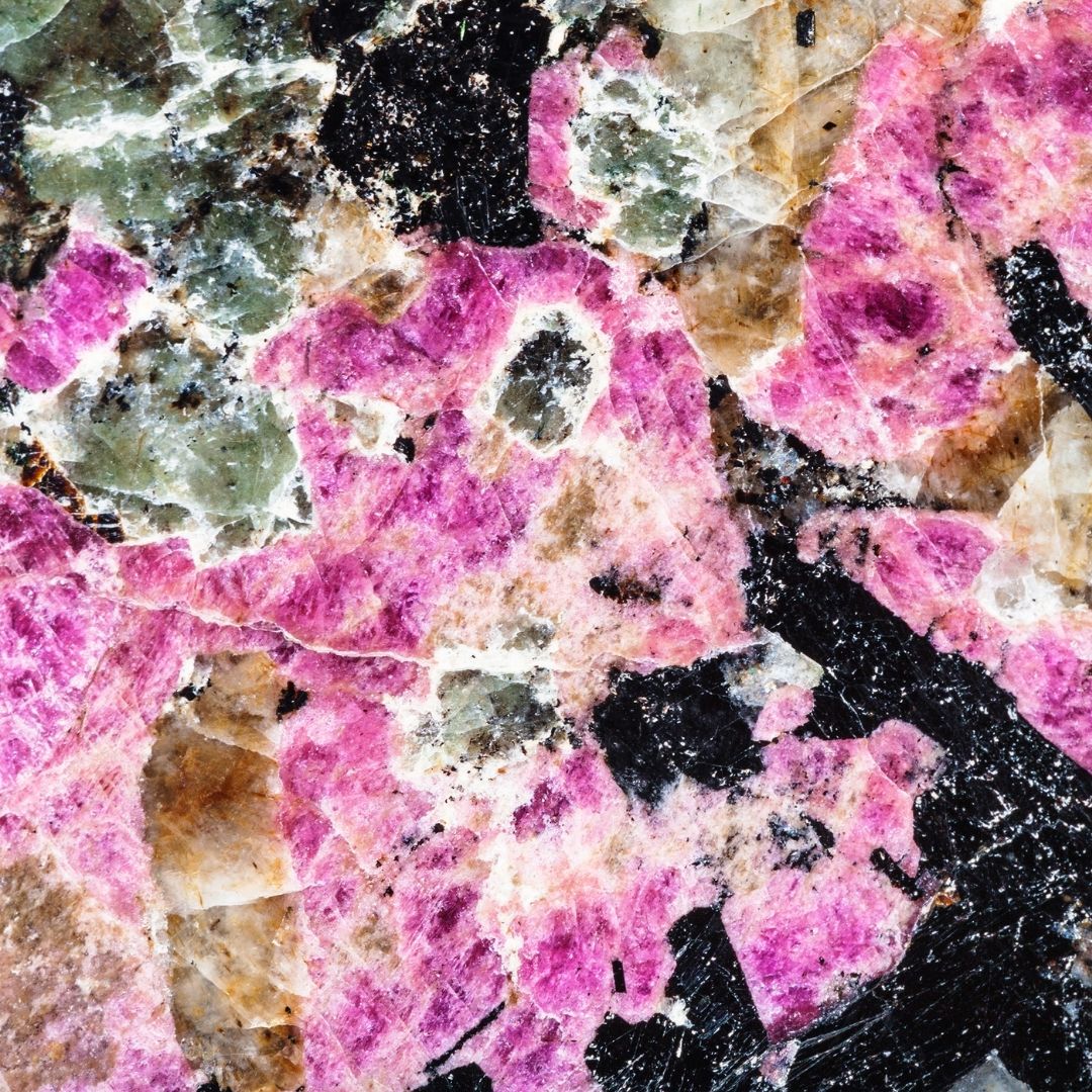 Eudialyte Benefits: The Ultimate Guide to the Stone of the Heartland