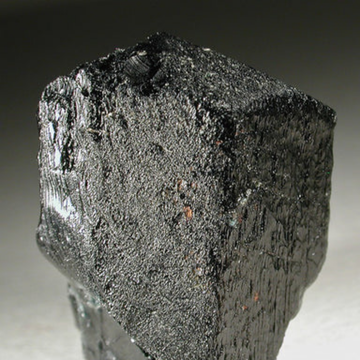 Serendibite: The Rare, Alluring Black Gemstone You Need to Know