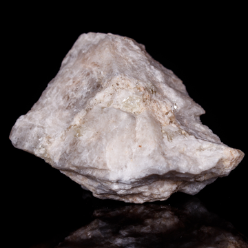 Wollastonite: Key Uses and Benefits in Industry and Construction