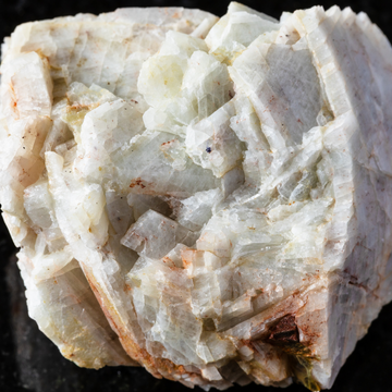 Albite: The Sodium-Rich Plagioclase Feldspar 