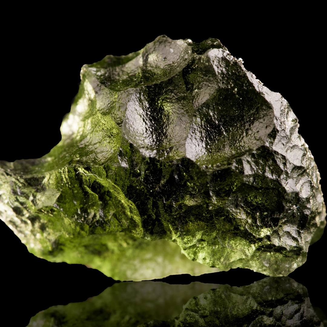 Moldavite Mystique: Unearth Its Transformative Powers & Practical Uses