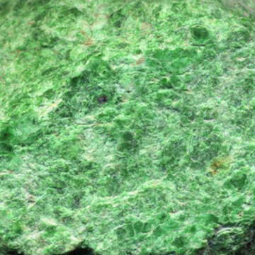 Discovering Maw Sit Sit: Uncover the Unique Power and Beauty of this Rare Gemstone