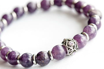 Centred Lynx lepidolite bracelet – handmade purple gemstone jewellery by Fierce Lynx Designs