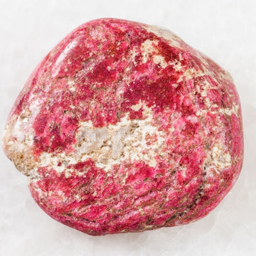 Thulite