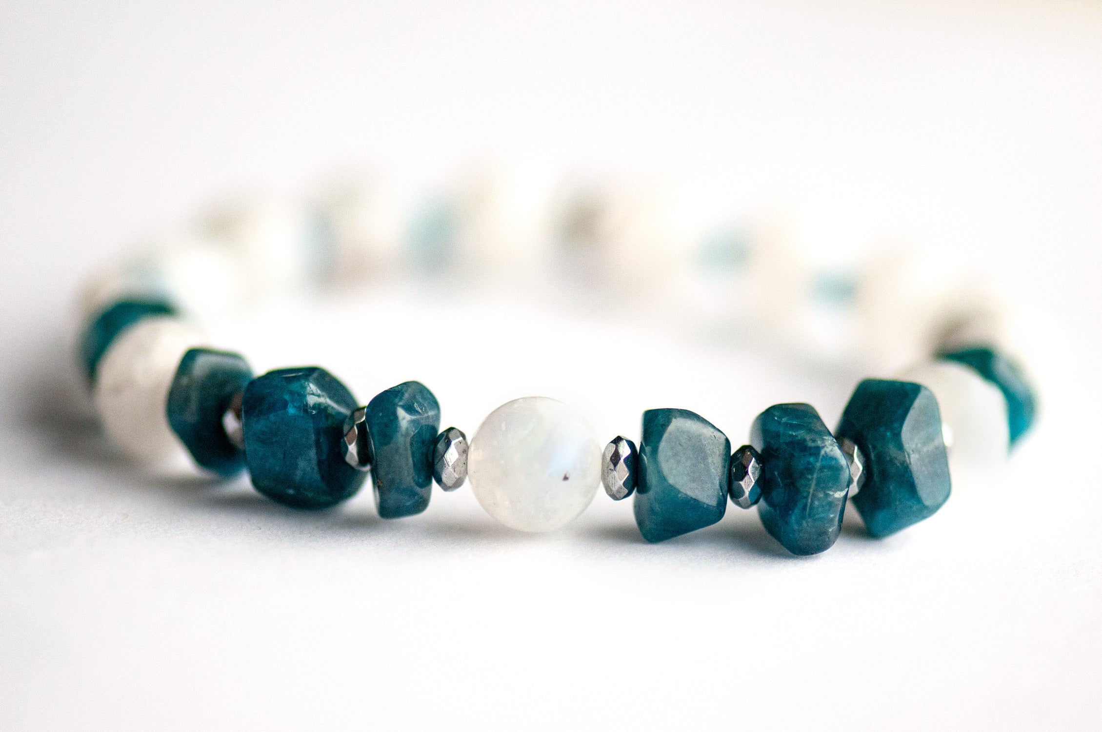 Fierce Expression - Apatite & Moonstone Bracelet Set