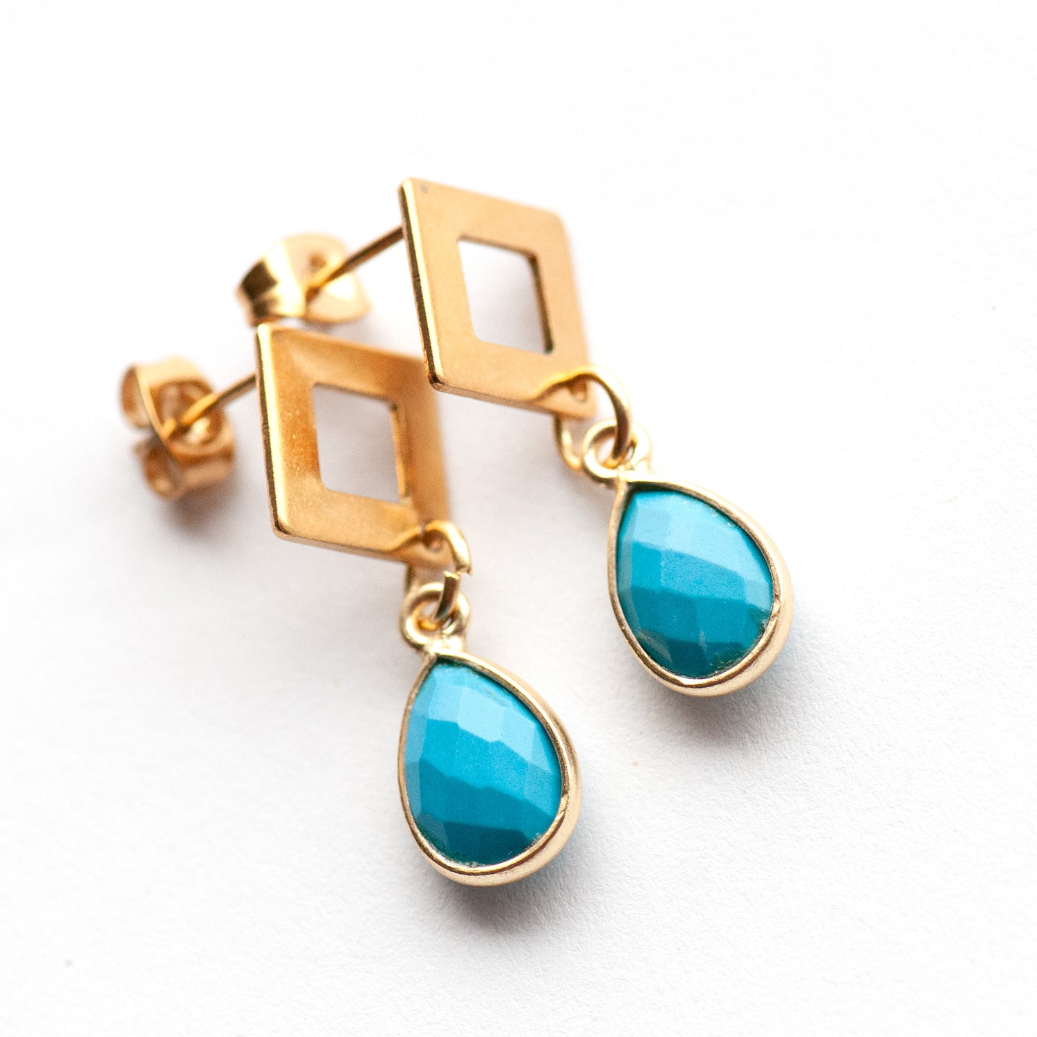 Golden Prism – Faceted Gemstone Drop Earrings