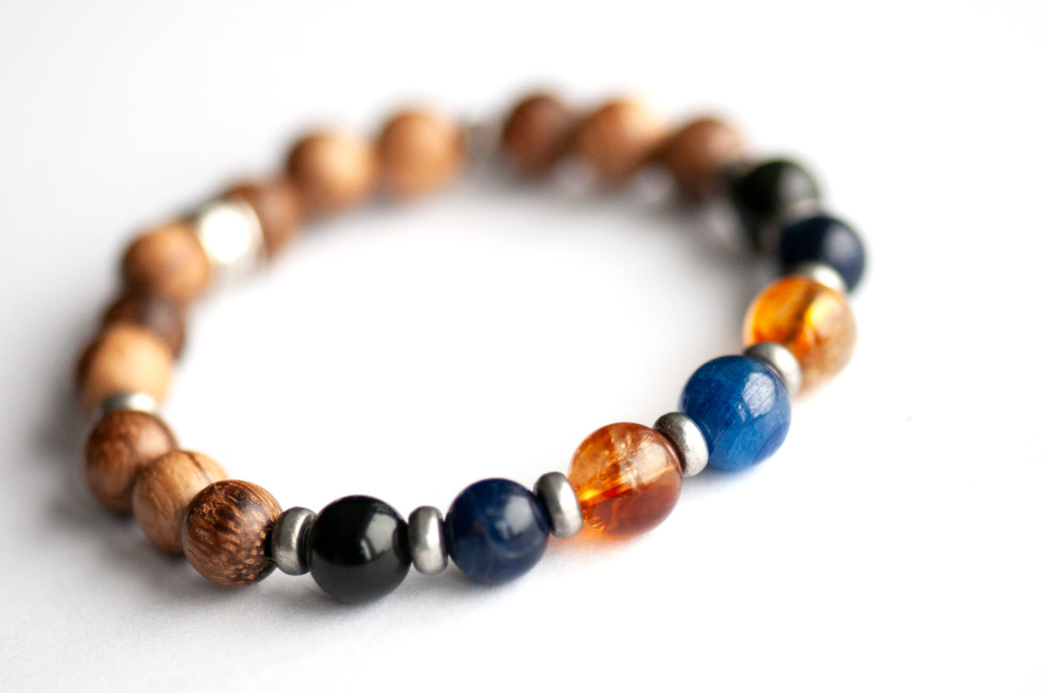 Crystal bracelet for positivity and drive with Sodalite and Obsidian