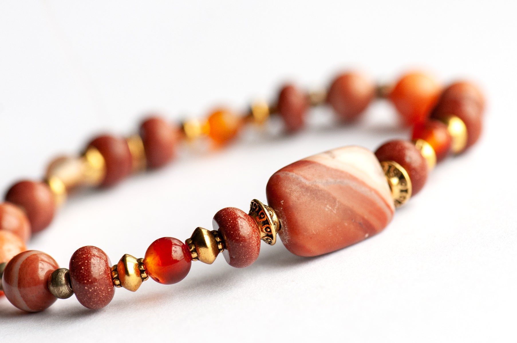 Focal bracelet