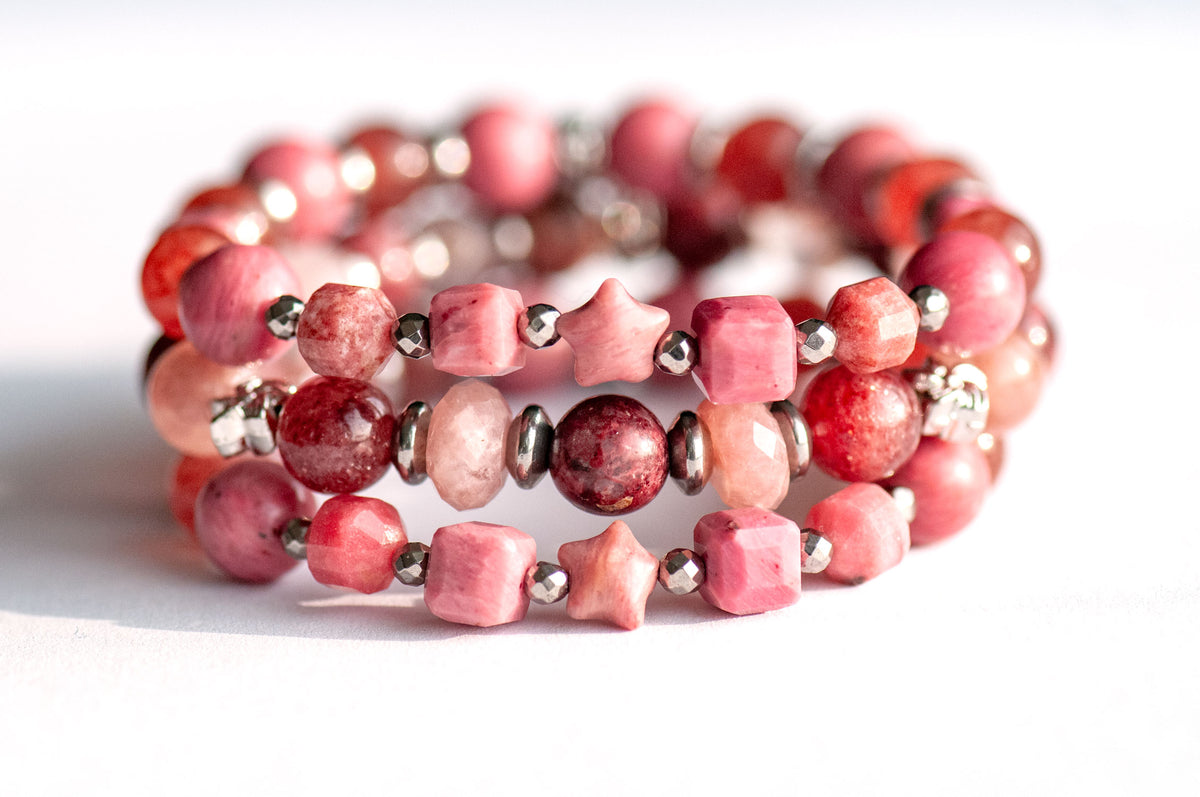 Carnation - January Birth Flower Bracelet Set