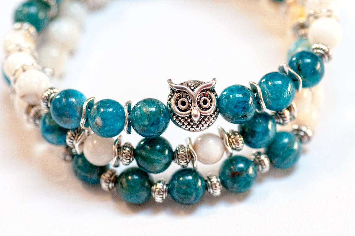 Apatite gemstone bracelet with freshwater shell beads. 